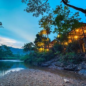 Art'S Riverview Lodge